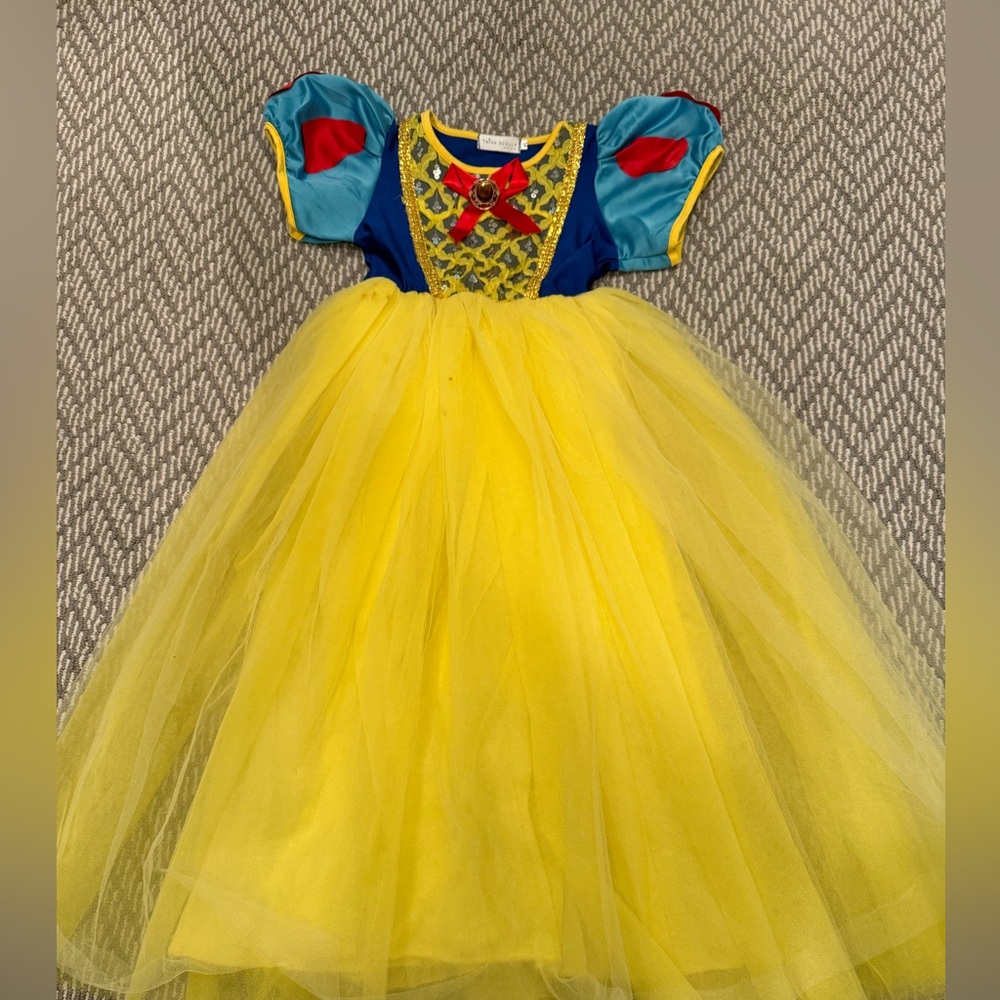 Gorgeous Trish Scully Snow White Dress